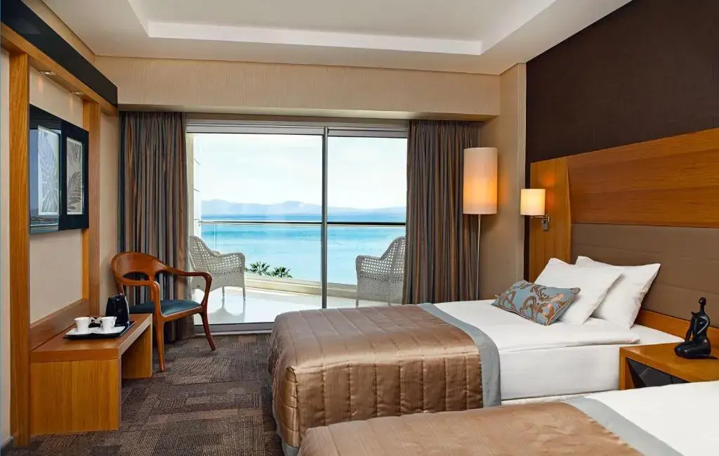 Standard Double room with sea view (twin beds)