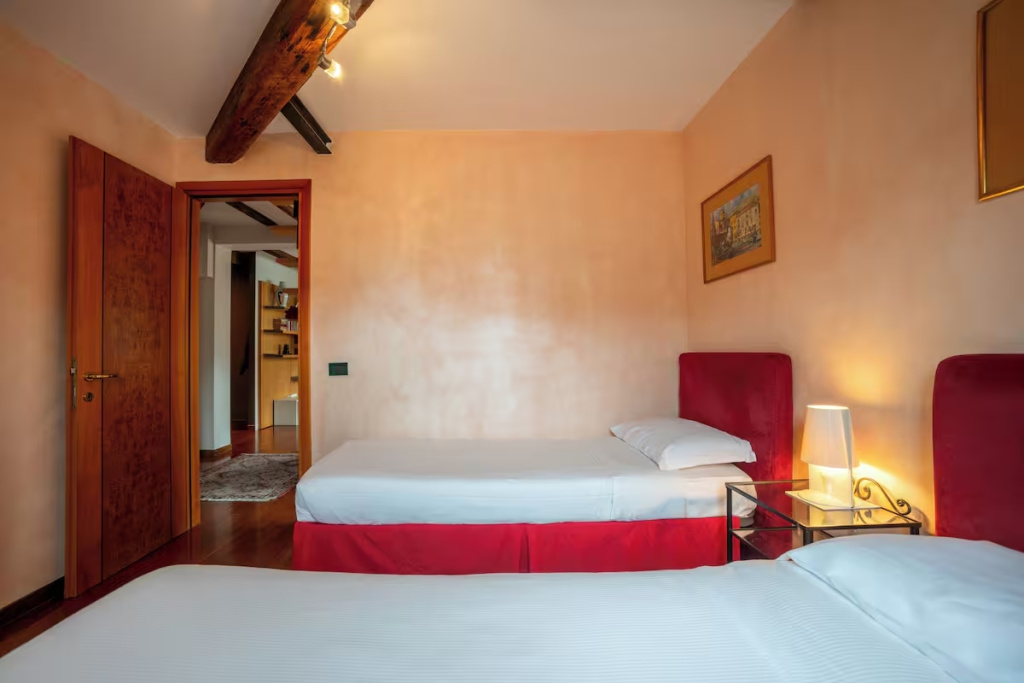 2 Bedrooms Deluxe San Polo Apartment