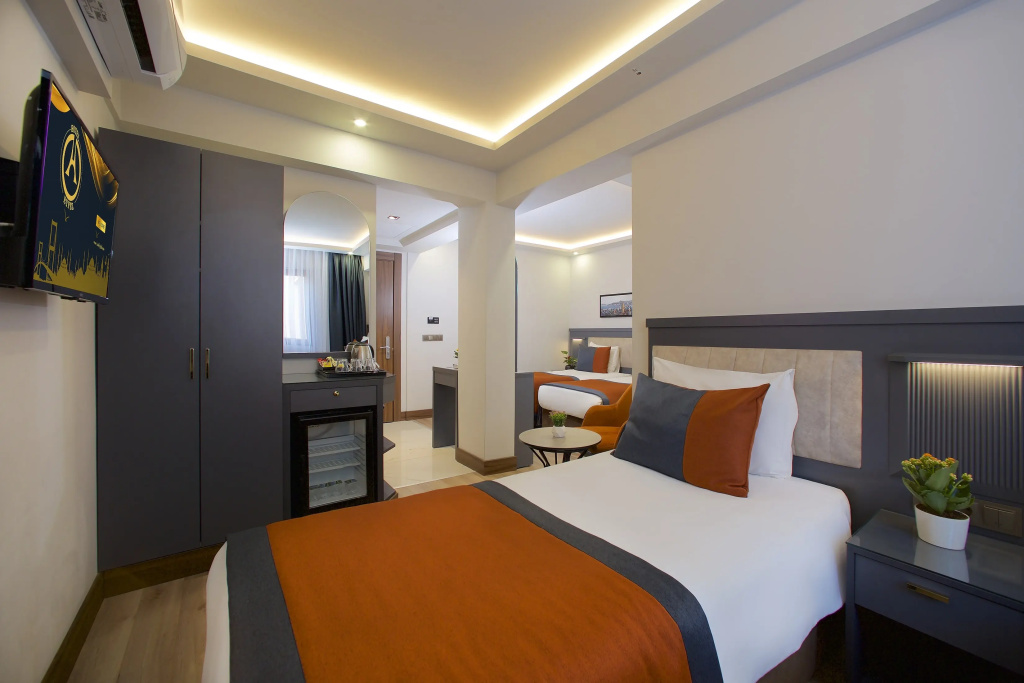 Quadruple room