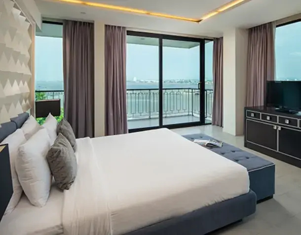 1 Bedroom Double Suite with sea view (full double bed)