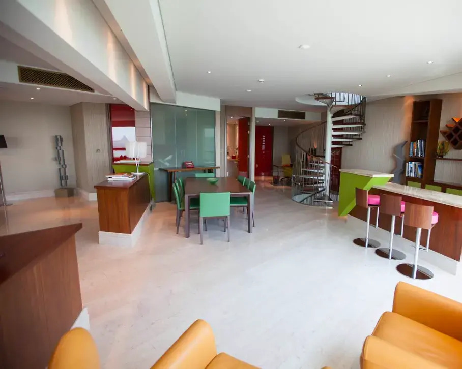 Jumeirah Creekside Hotel