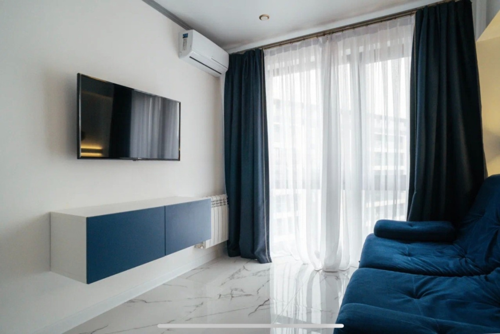 Apartment with balcony and with city view
