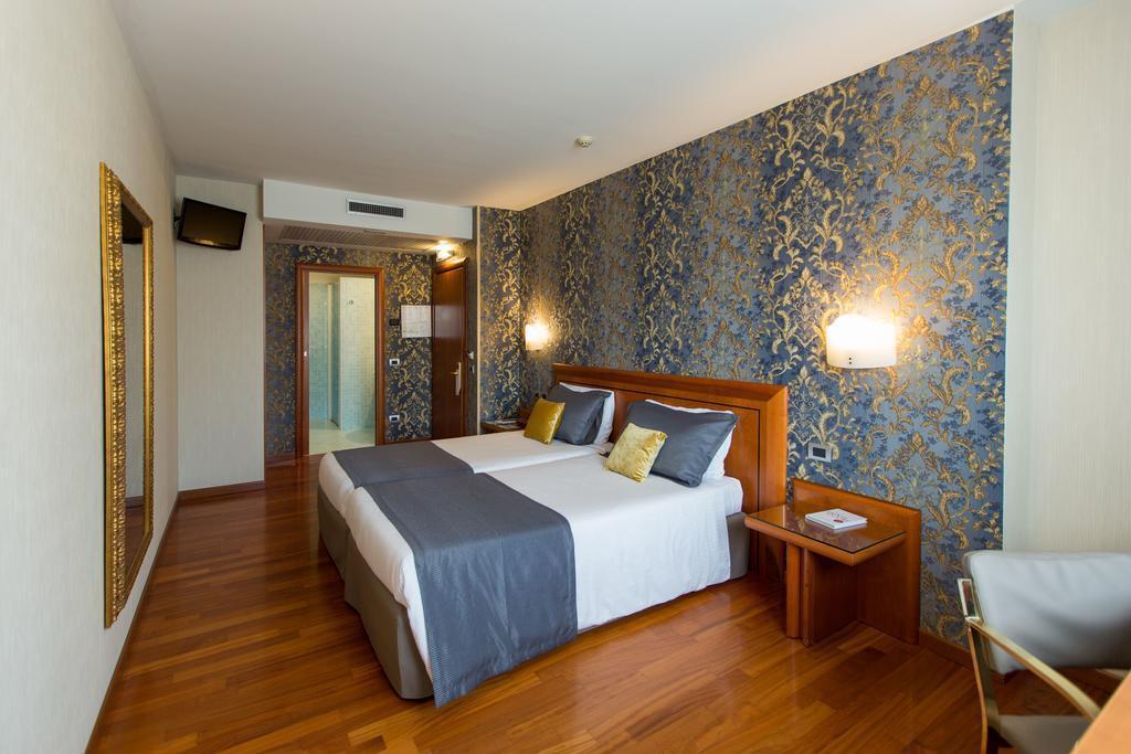 Двухместный номер Superior 2 отдельные кровати в Hotel Palace Verona