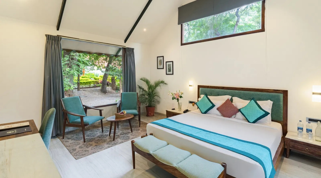 Double Luxury Villa (full double bed)