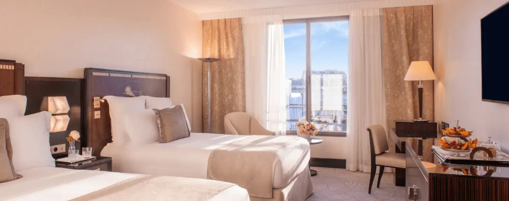 L'Hotel du Collectionneur 34