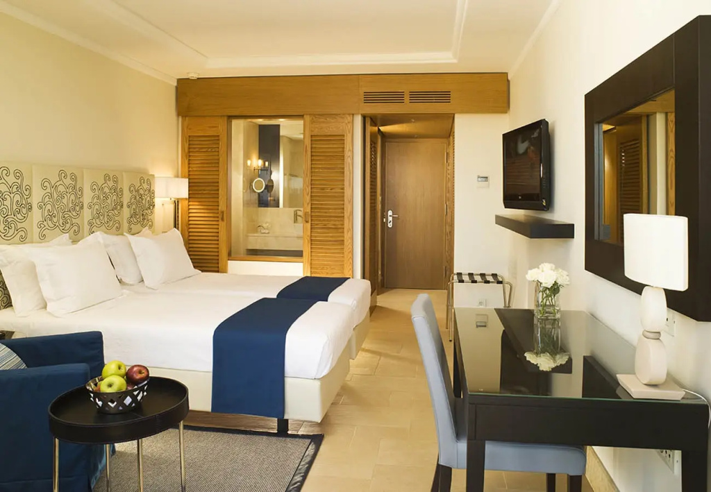 Kernos Beach Hotel - Chambres