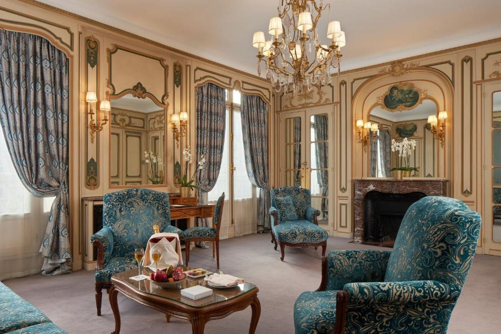 Hotel Raphael 111