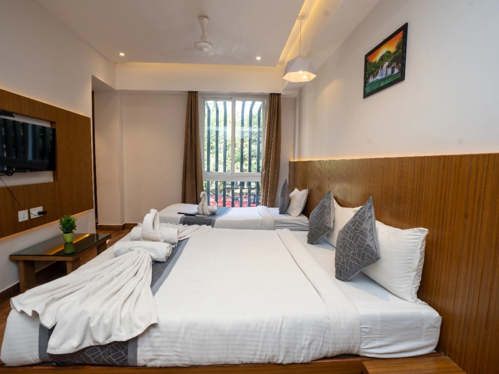 Platinum Tower Double room (full double bed)