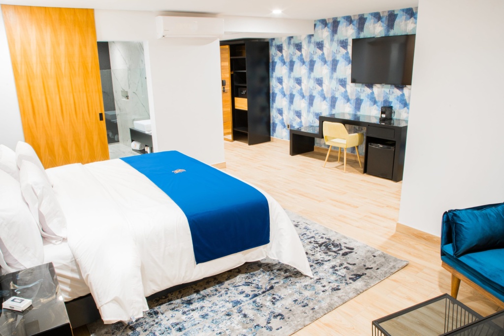 Presidential Double Suite (full double bed)
