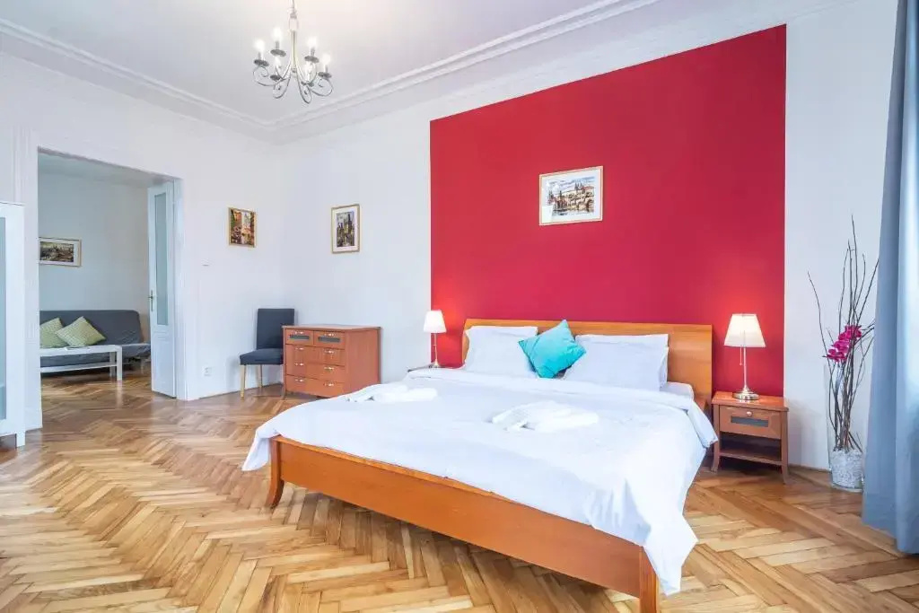 2 Bedrooms Apartment with balcony