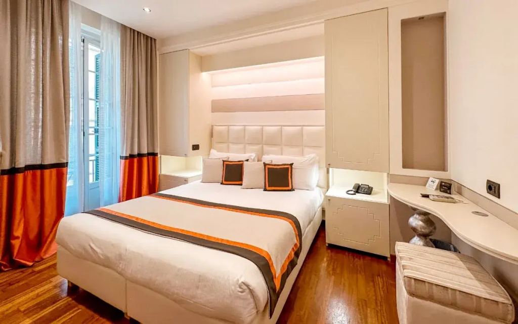 Hotel Jolanda - Chambres