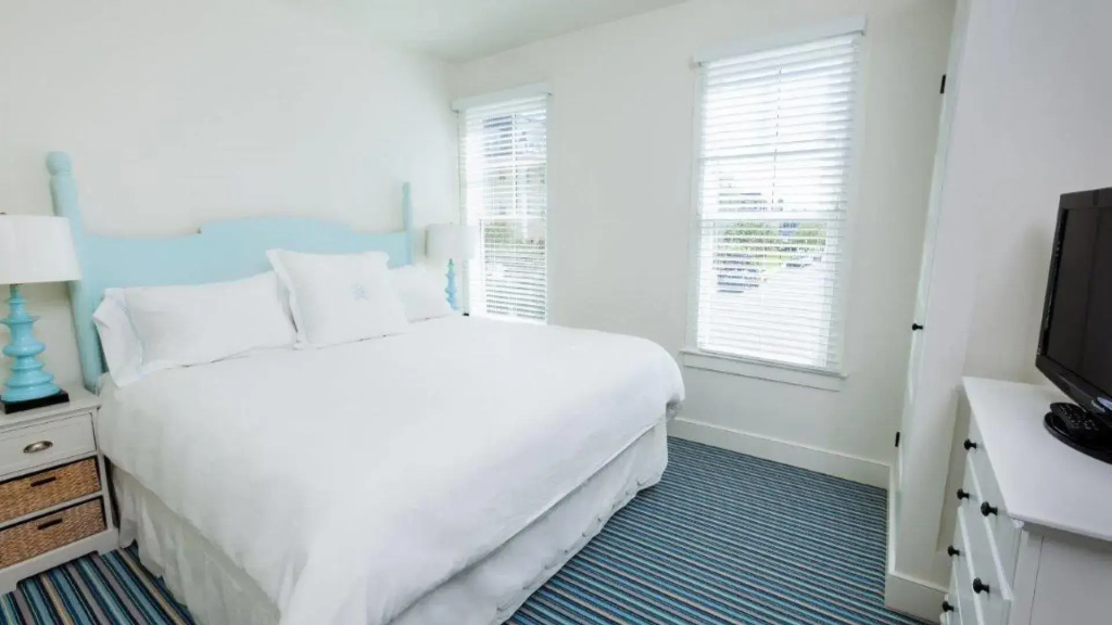 Congress Place Suites - Apartments