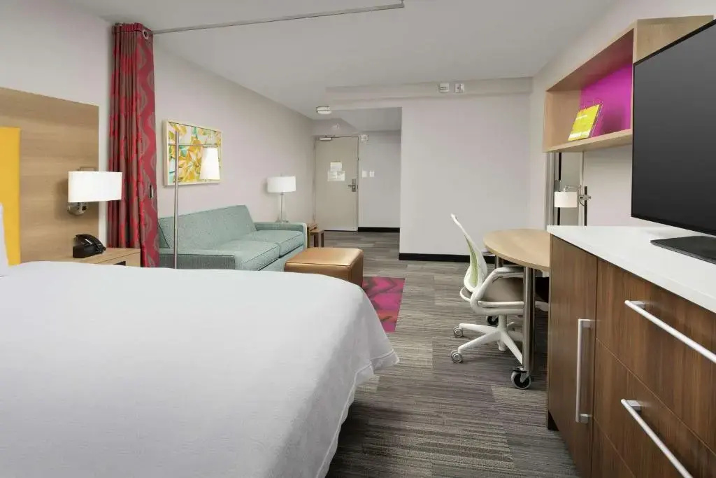 Hearing Accessible Double Studio Suite (full double bed)