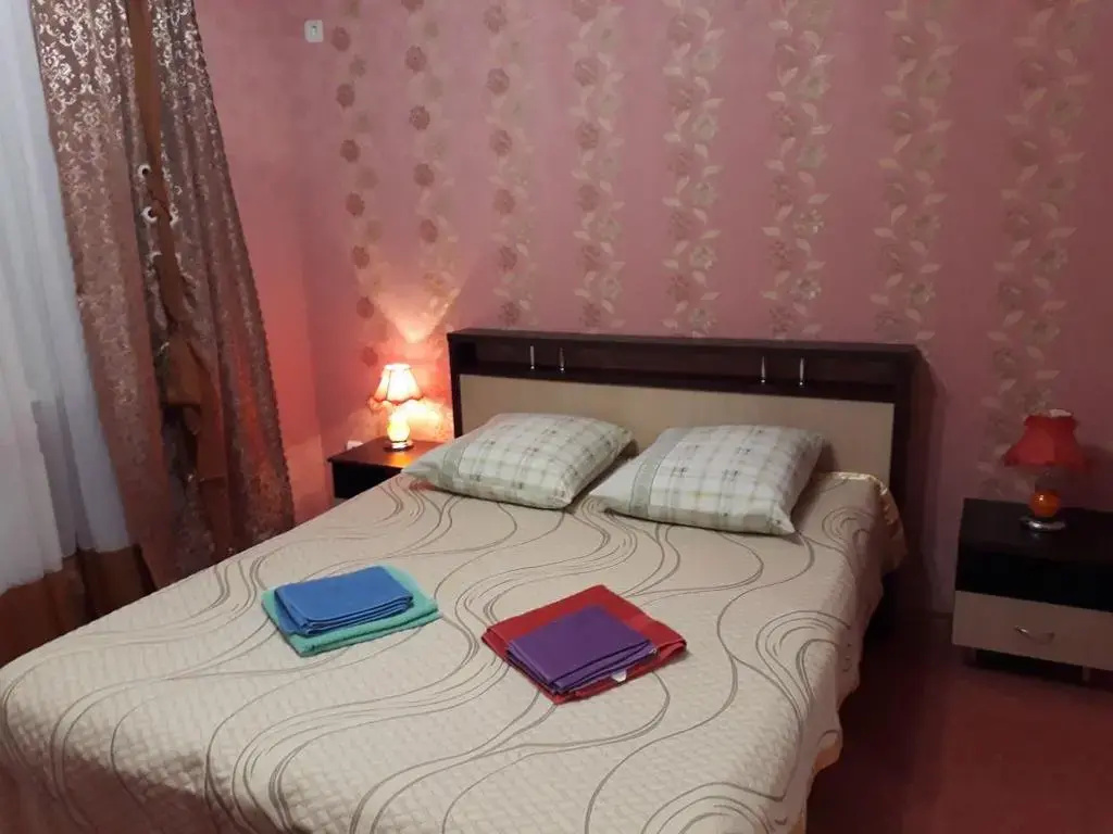 Double Suite (full double bed)