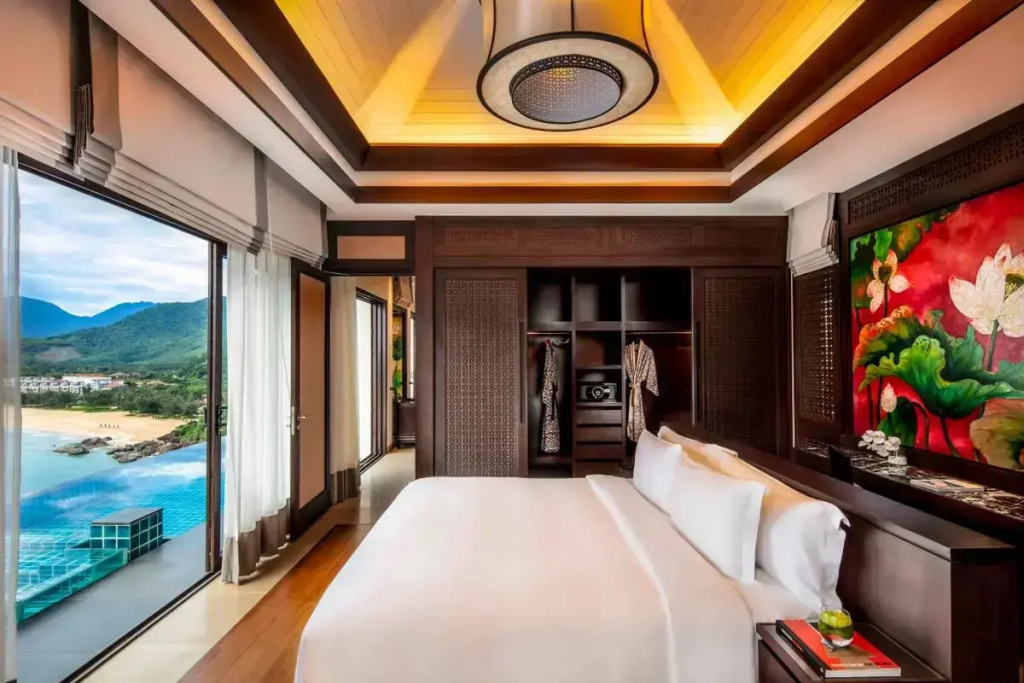 1 Bedroom Hill Double Pool Villa with sea view (full double bed)