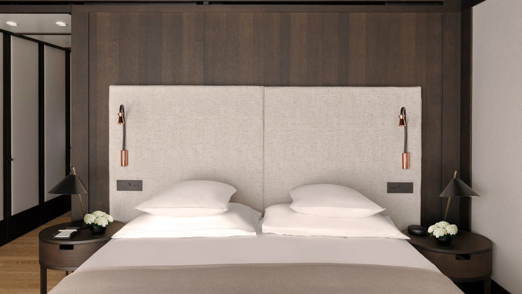 5 Bedrooms Serlas Wing Penthouse Suite