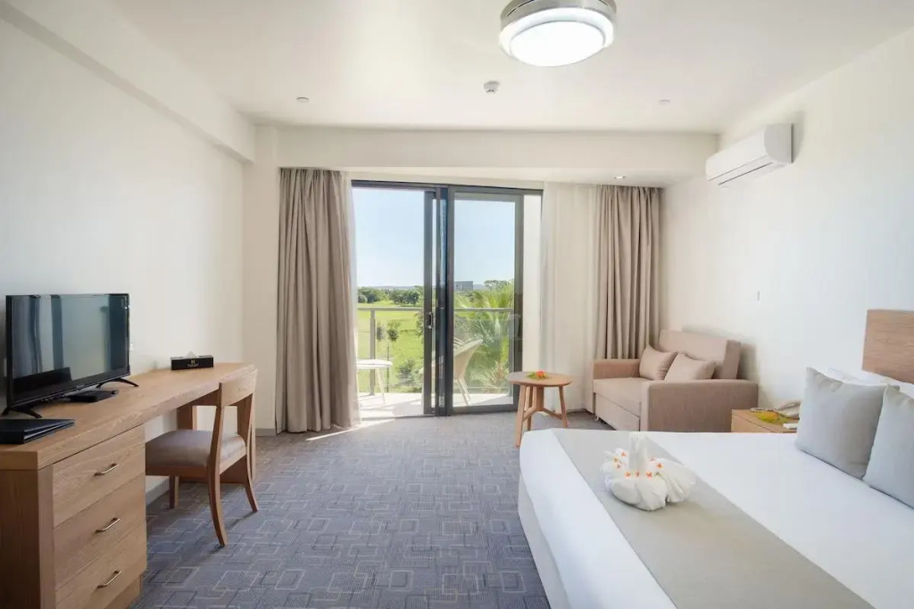 Double Suite (full double bed)