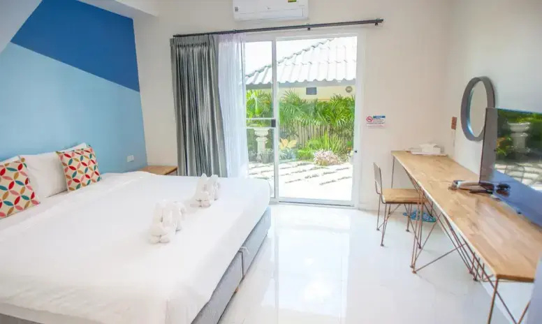 Superior Super Moon Double room (full double bed)