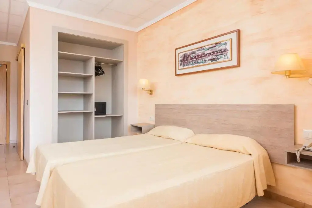 Standard Double room (twin beds)