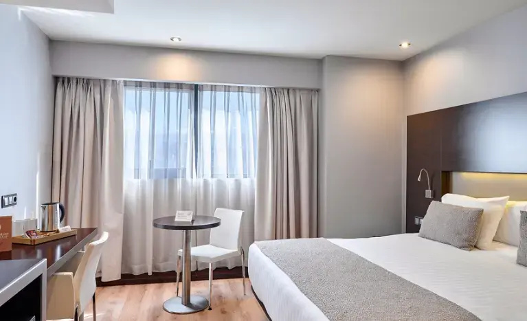 Hotel Turia Granada - Chambres