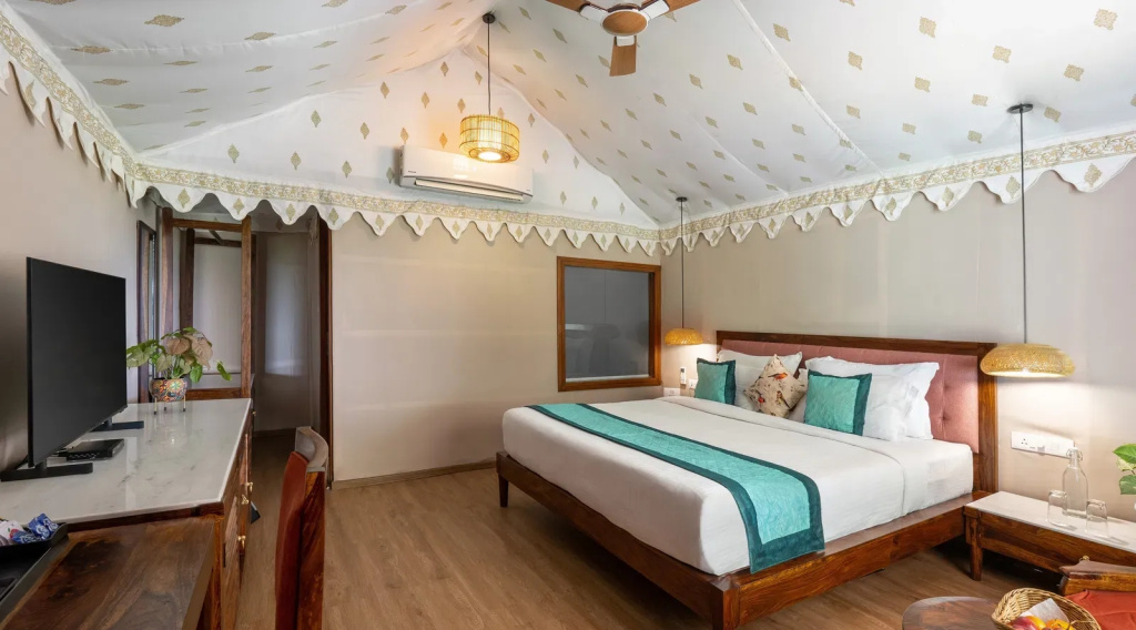 Tent Double Luxury Villa (full double bed)