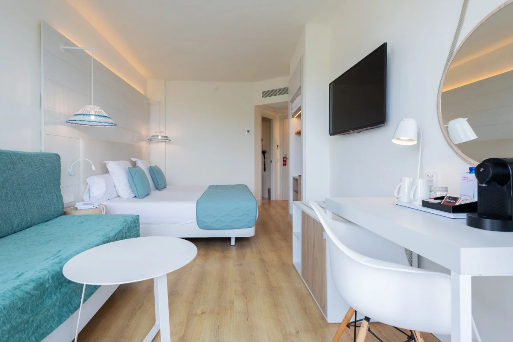 Leonardo Royal Hotel Ibiza Santa Eulalia - Chambres