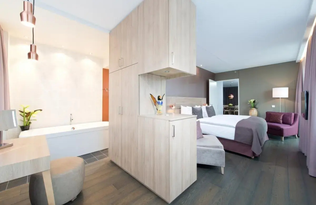 Presidential Suite with balcony