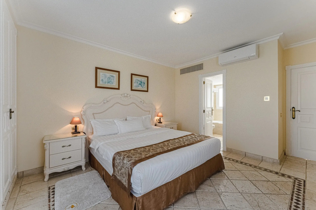 2 Bedrooms Quadruple Suite