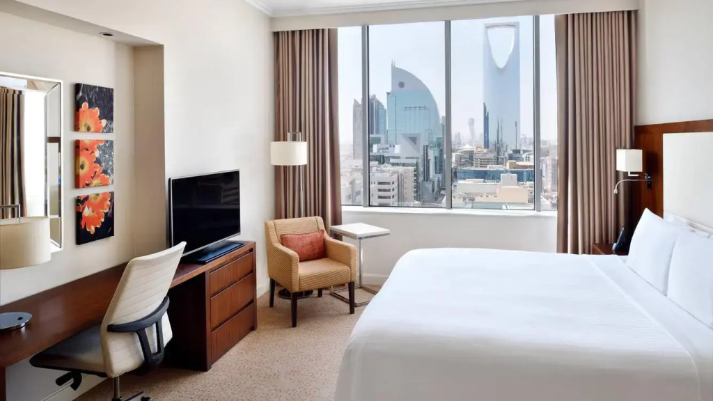 Olaya Double Suite (full double bed)
