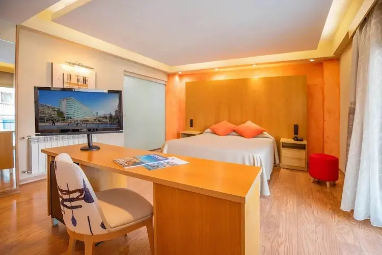 Superior Double room (full double bed)