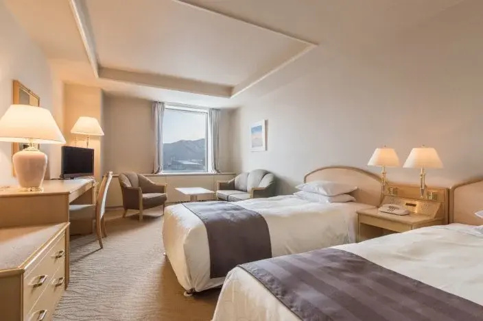 Standard Large Triple room