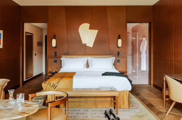 Double Suite with garden view (full double bed)