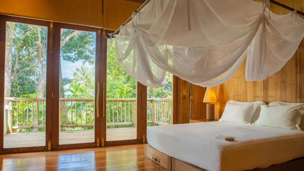 3 Bedrooms Pool Reserve Villa