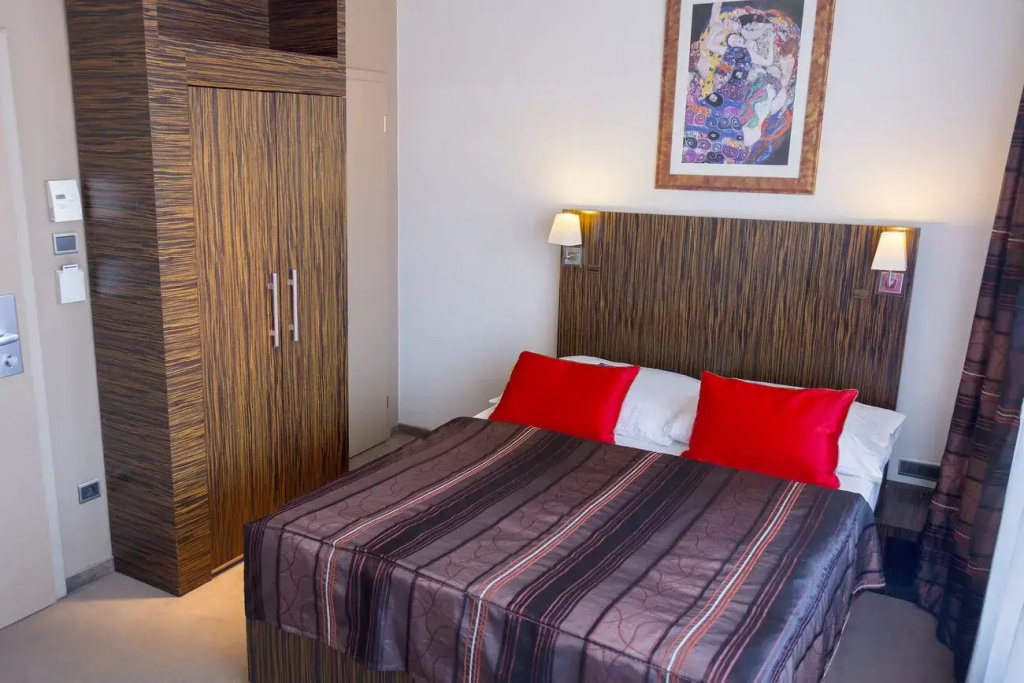 EA Hotel Crystal Palace - Chambres
