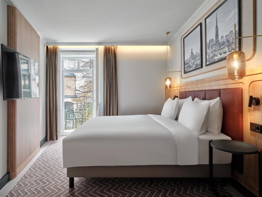 Presidential Double Suite (full double bed)