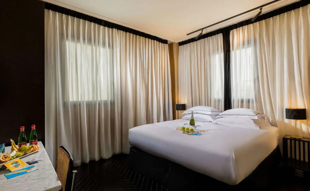 Urban Double room (full double bed)