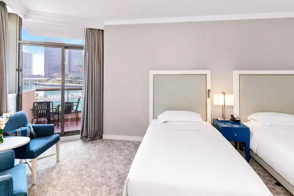 Beach Rotana Hotel - Chambres