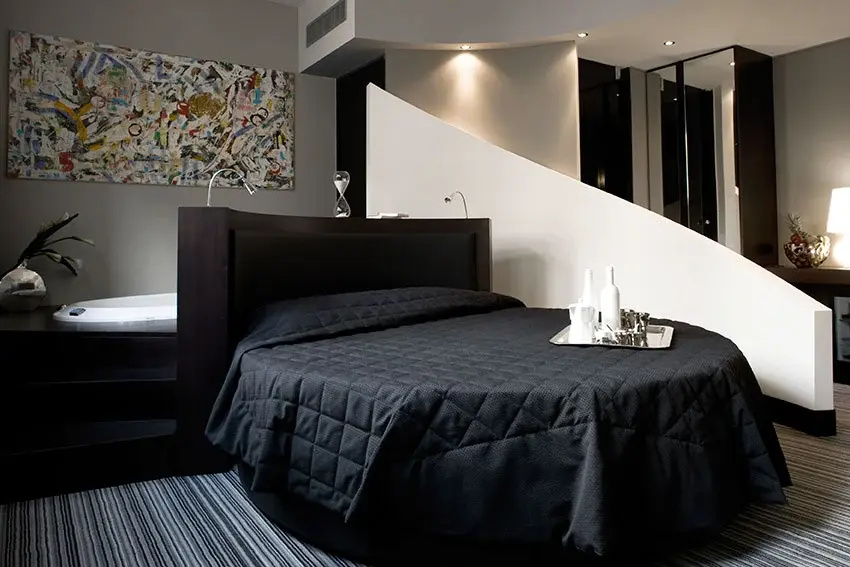 Double Junior Suite (full double bed)