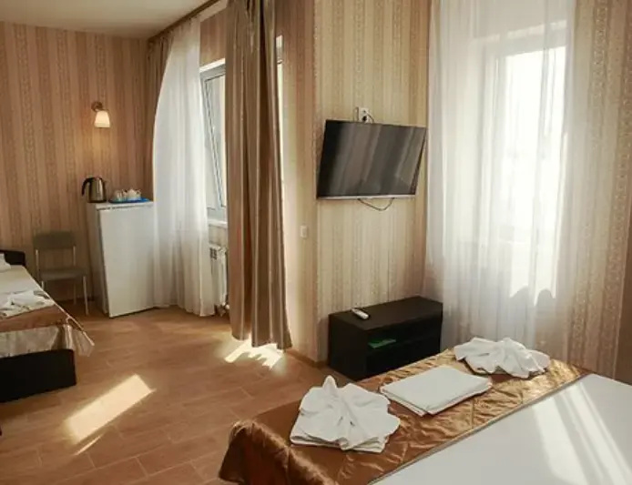 2 Bedrooms Comfort room with balcony