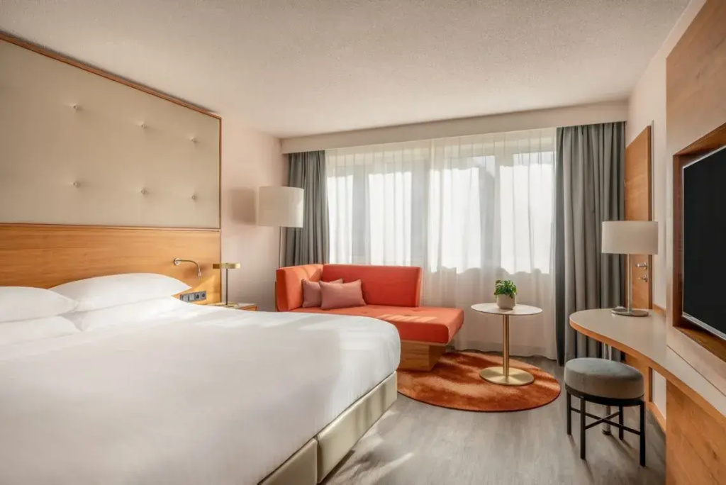 Executive M Club Lounge Access Historic Palais View Double room (full double bed)