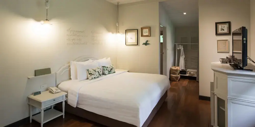 Mattanee Double Suite (full double bed)