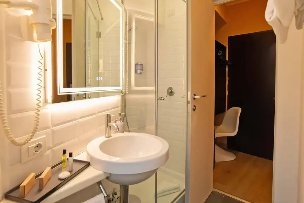 Hotel photo 20
