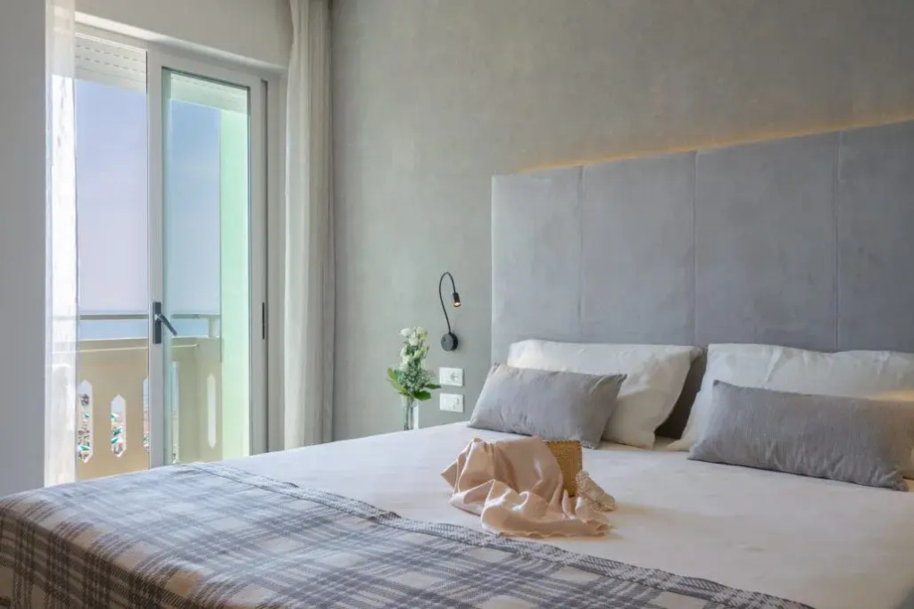 Ruby Suite seafront