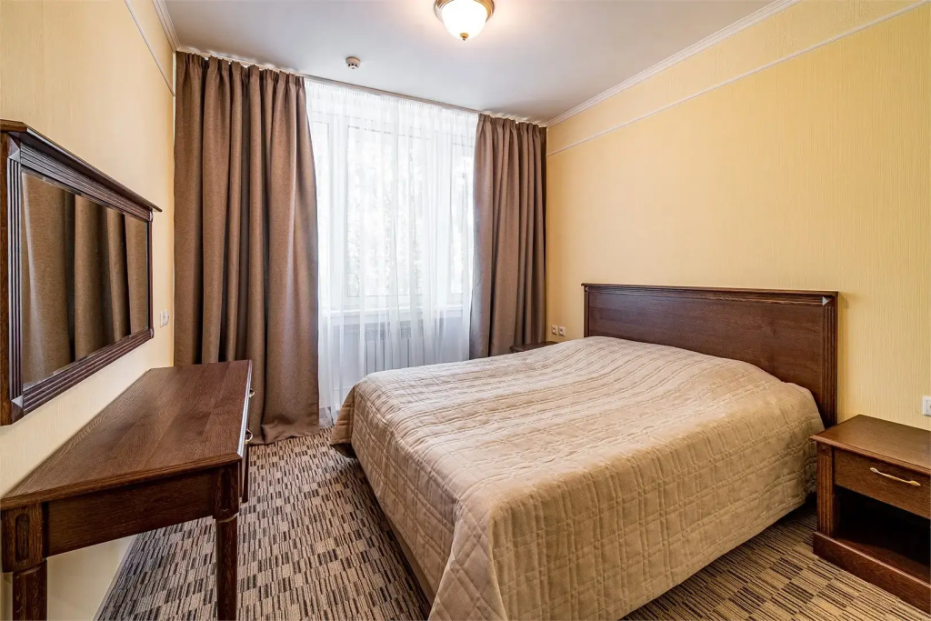 2-rooms Double room (full double bed)