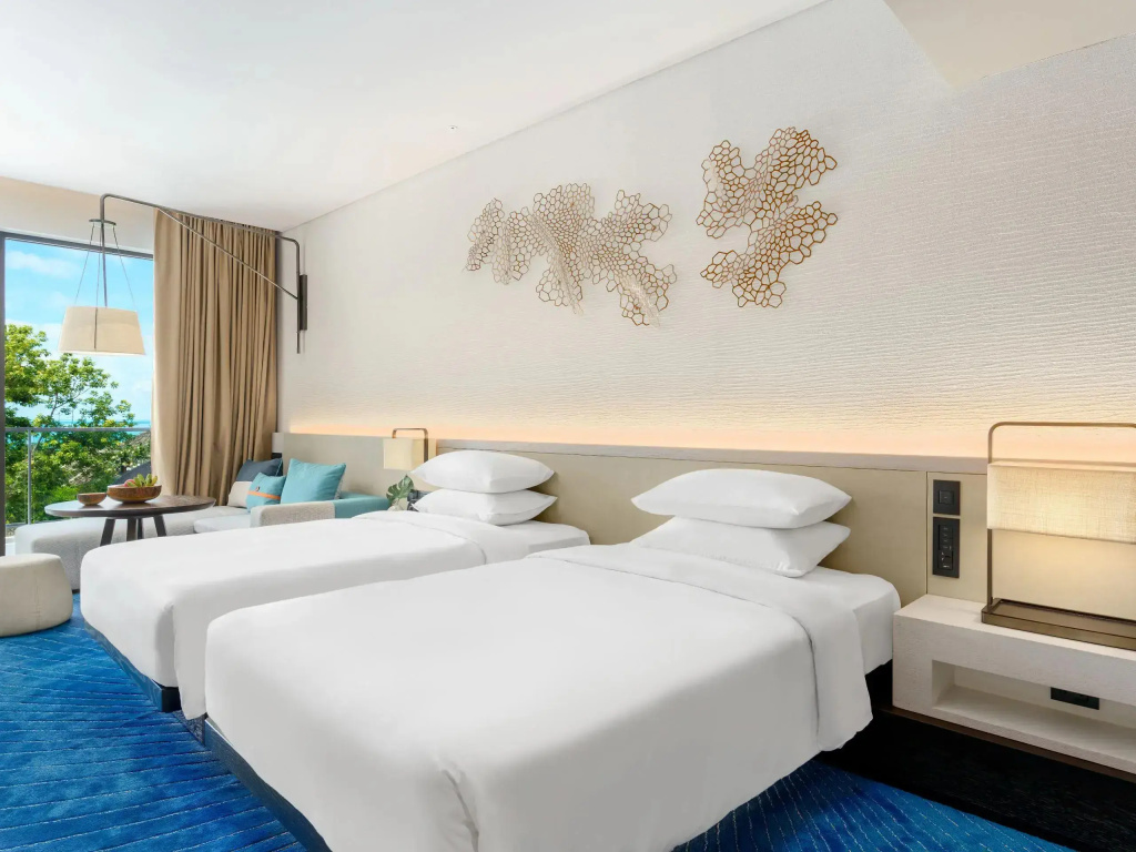 Double room with partial ocean view (twin beds)