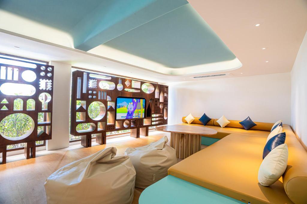 Barcelo Coconut Island