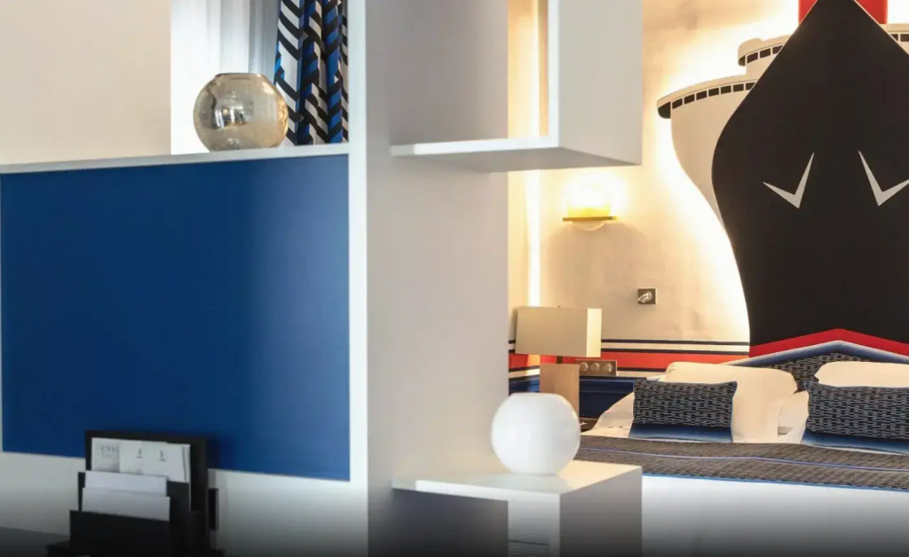 Le France Double Junior Suite (full double bed)