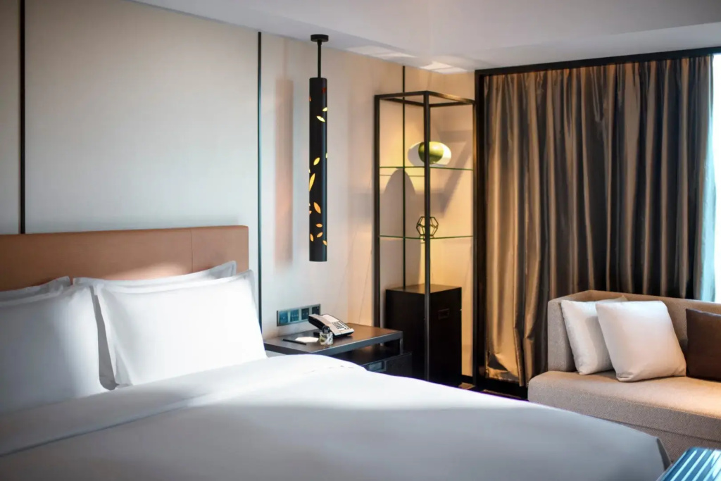 Premier Double Suite (full double bed)
