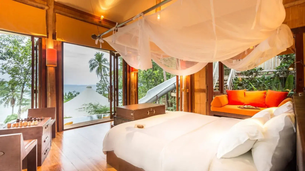 3 Bedrooms Pool Reserve Villa beachfront
