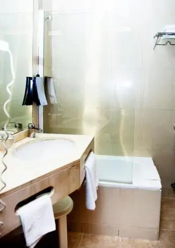 Double room (twin beds)